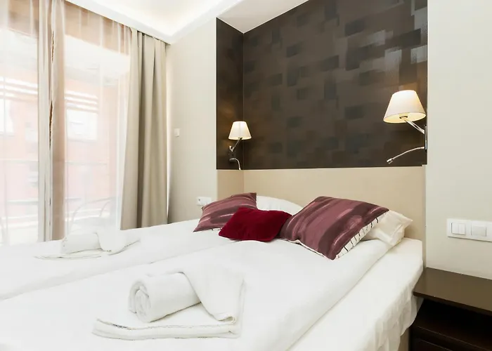 Apartment Cozy With Two Bedrooms And Balcony In By Renters