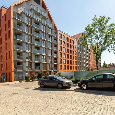 Apartmán Cozy With Two Bedrooms And Balcony In By Renters *